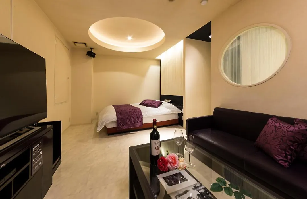 Hotel Fine - Into The Premlum - (Adults Only)-1