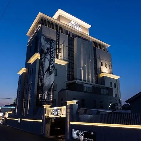 Hotel Fine - Into The Premlum - (Adults Only)-3